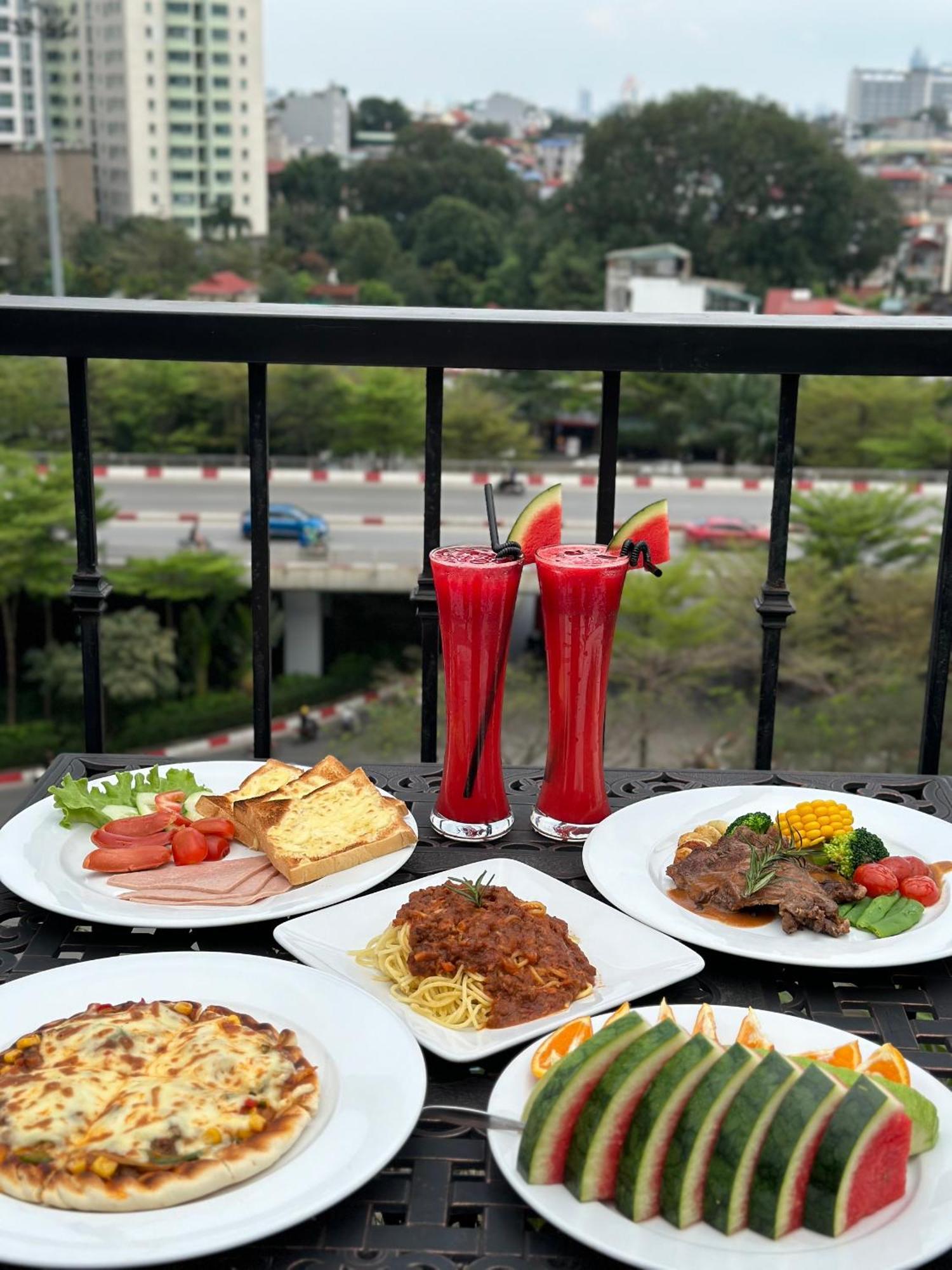 22Land Residence Hotel & Spa Ханой Экстерьер фото