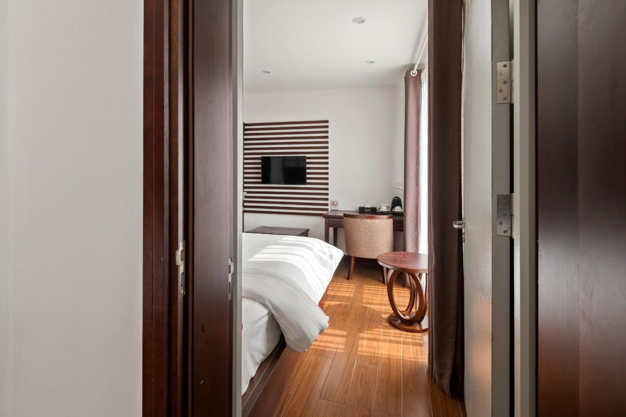 22Land Residence Hotel & Spa Ханой Экстерьер фото